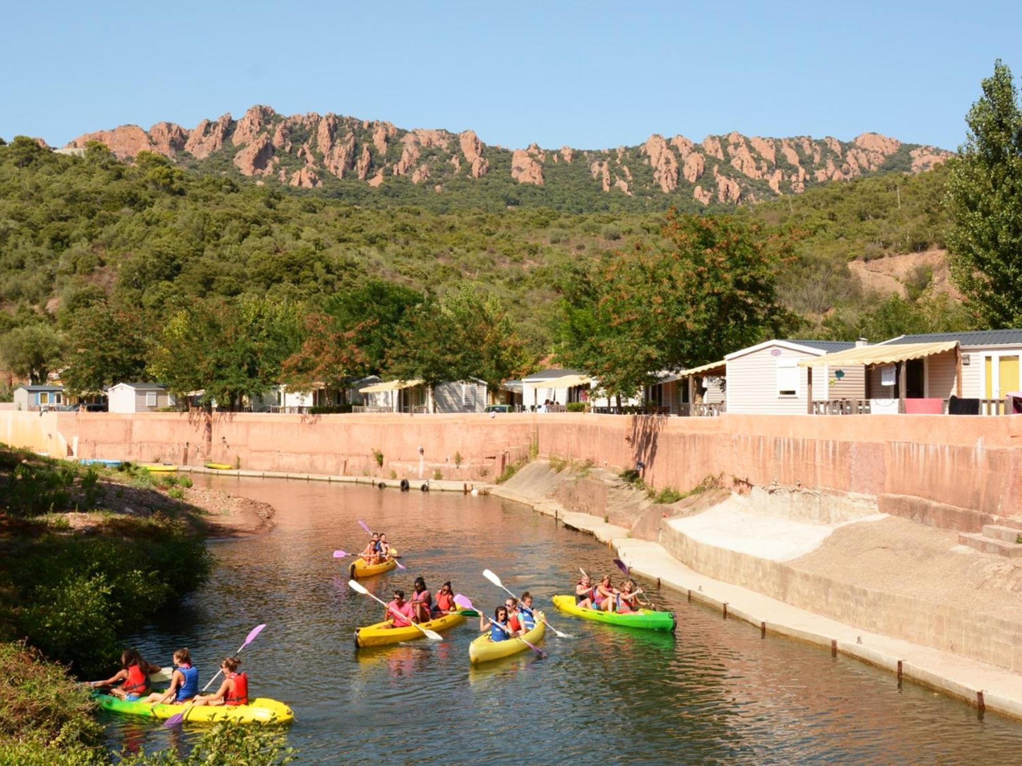 Camping Vallée du Paradis Saint-Raphaël Esterno foto